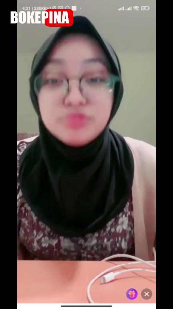 Bokep Hijab Miss Bi Ukhty Cakep Melet-Melet Nih