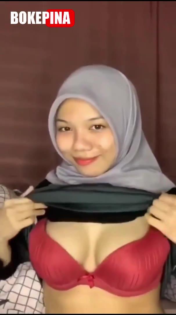 Bokep Hijab Rista Ukhti Binal Hot Menggoda Nih